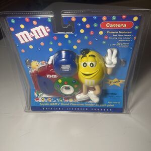 M&MS Vintage Flash 35mm Camera *Special M&M’S Border On Each Print, Rare, Candy